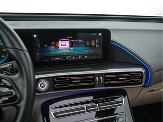 Mercedes-Benz EQC – thumbnail 17