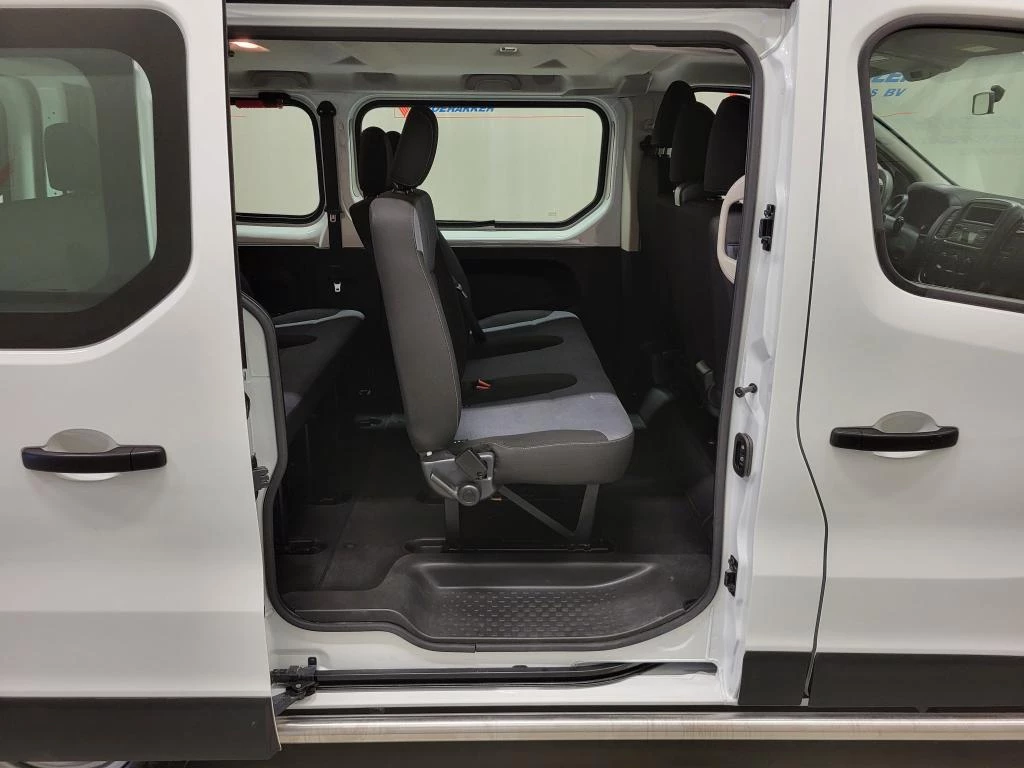 Opel Vivaro – foto 9