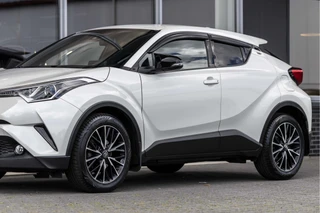 Toyota C-HR – thumbnail 3