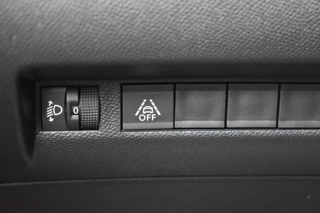 Peugeot 208 – foto 18
