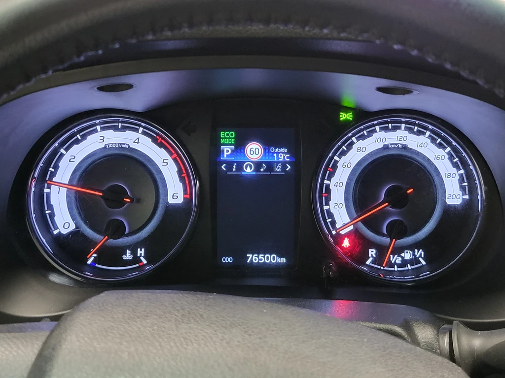 Toyota Hilux – foto 11