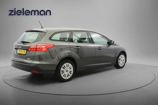 Ford Focus – thumbnail 5