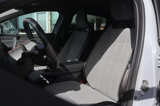 Renault Megane E-Tech – thumbnail 9