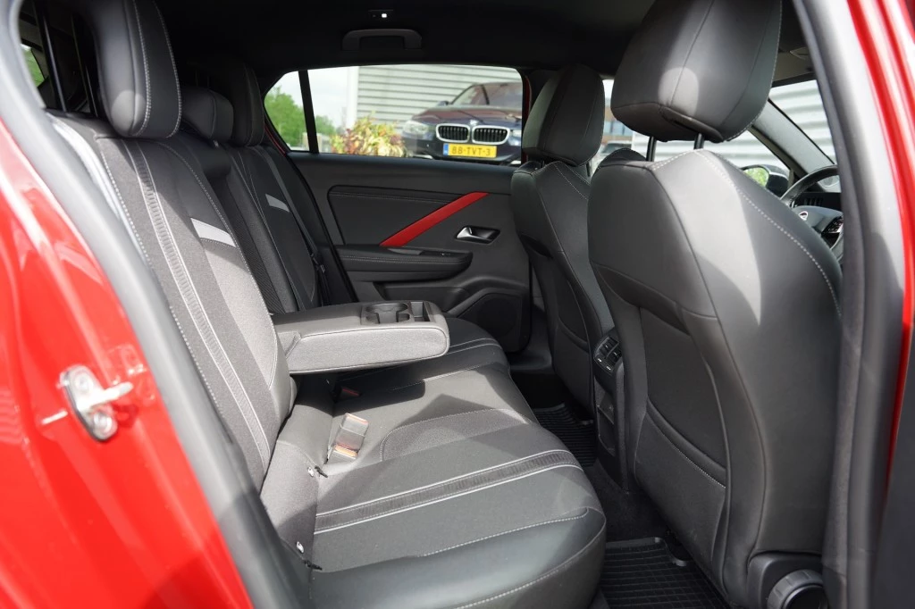 Opel Astra – foto 12