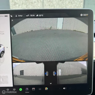 Tesla Model Y – thumbnail 18