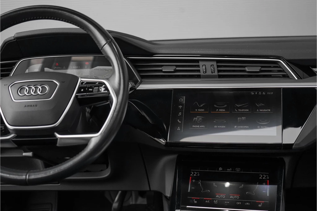 Audi e-tron – foto 22