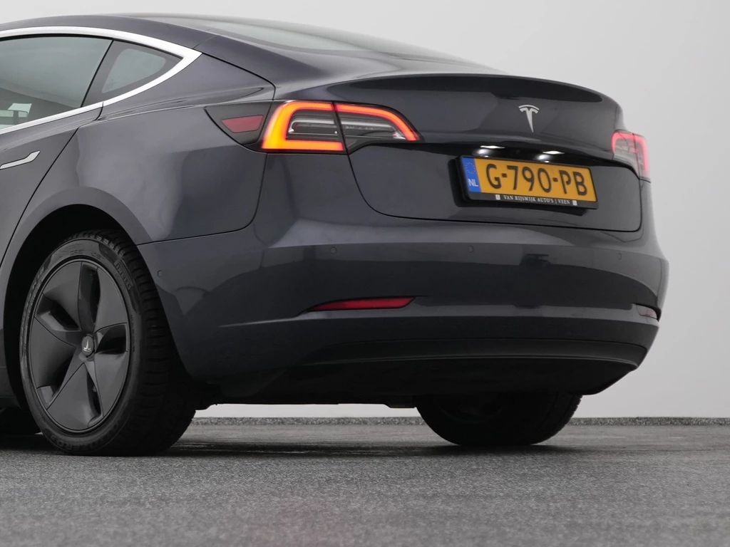 Tesla Model 3 – foto 5