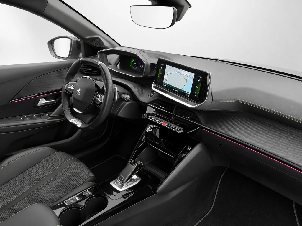 Peugeot 208 – foto 11