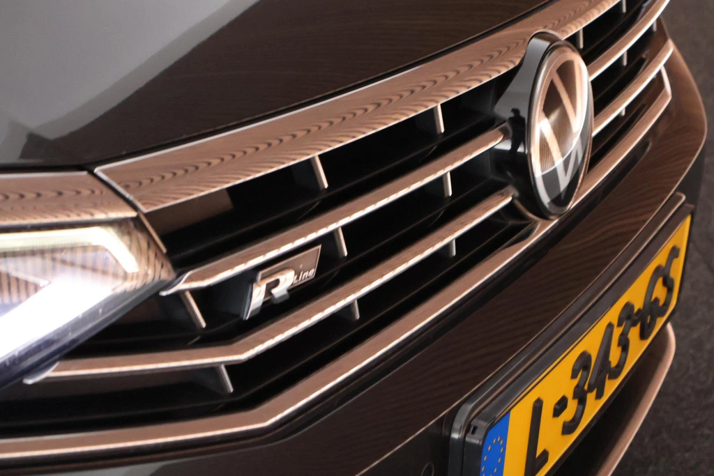 Volkswagen Passat – foto 57