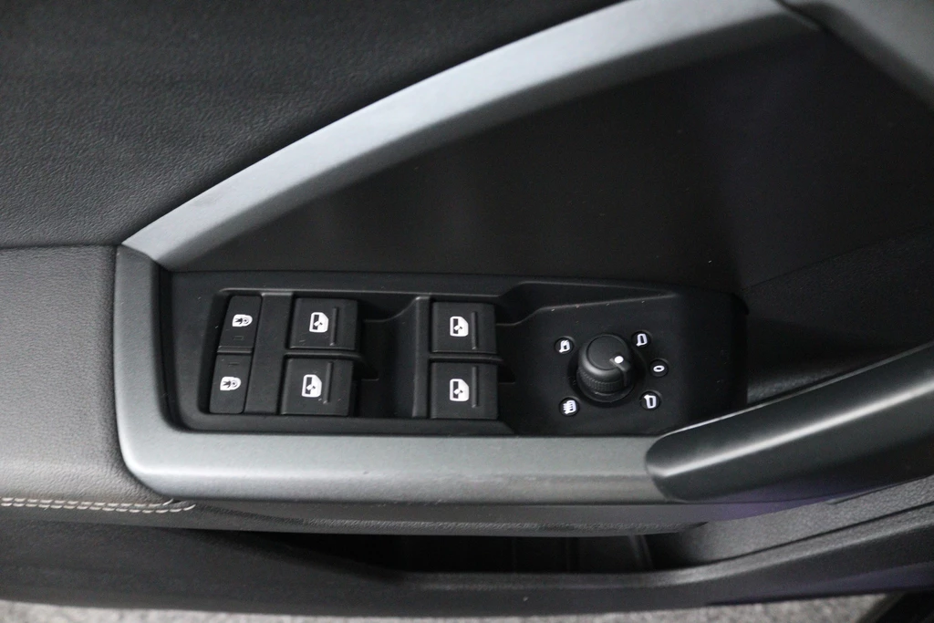 Audi Q3 – foto 11