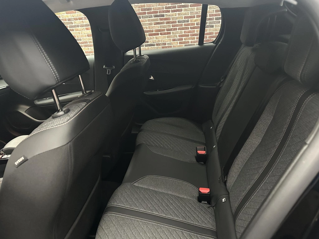 Peugeot 208 – foto 22