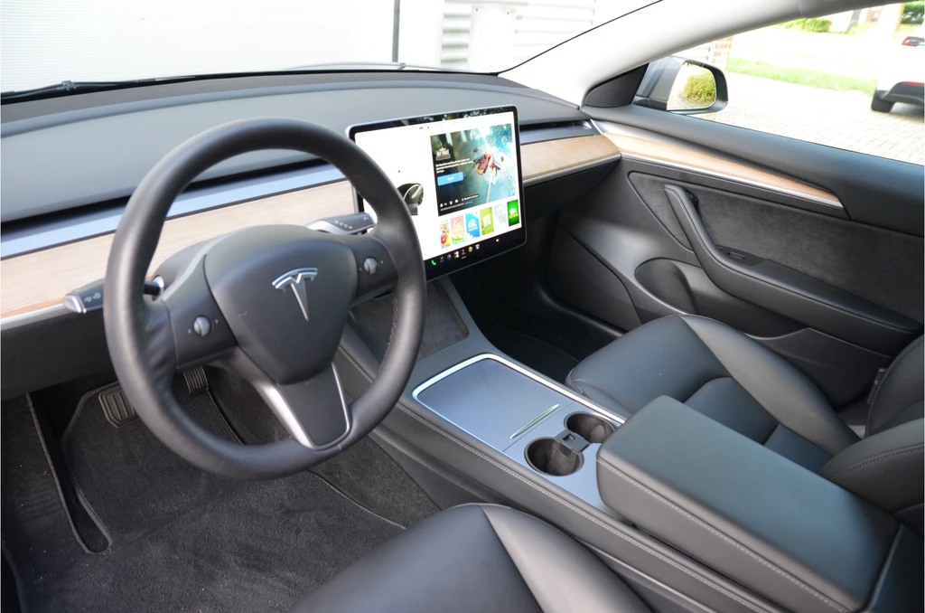 Tesla Model 3 – foto 10