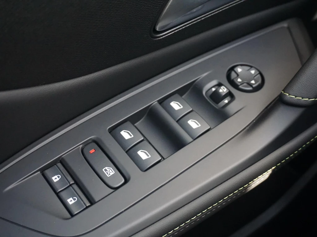 Peugeot e-308 – foto 14