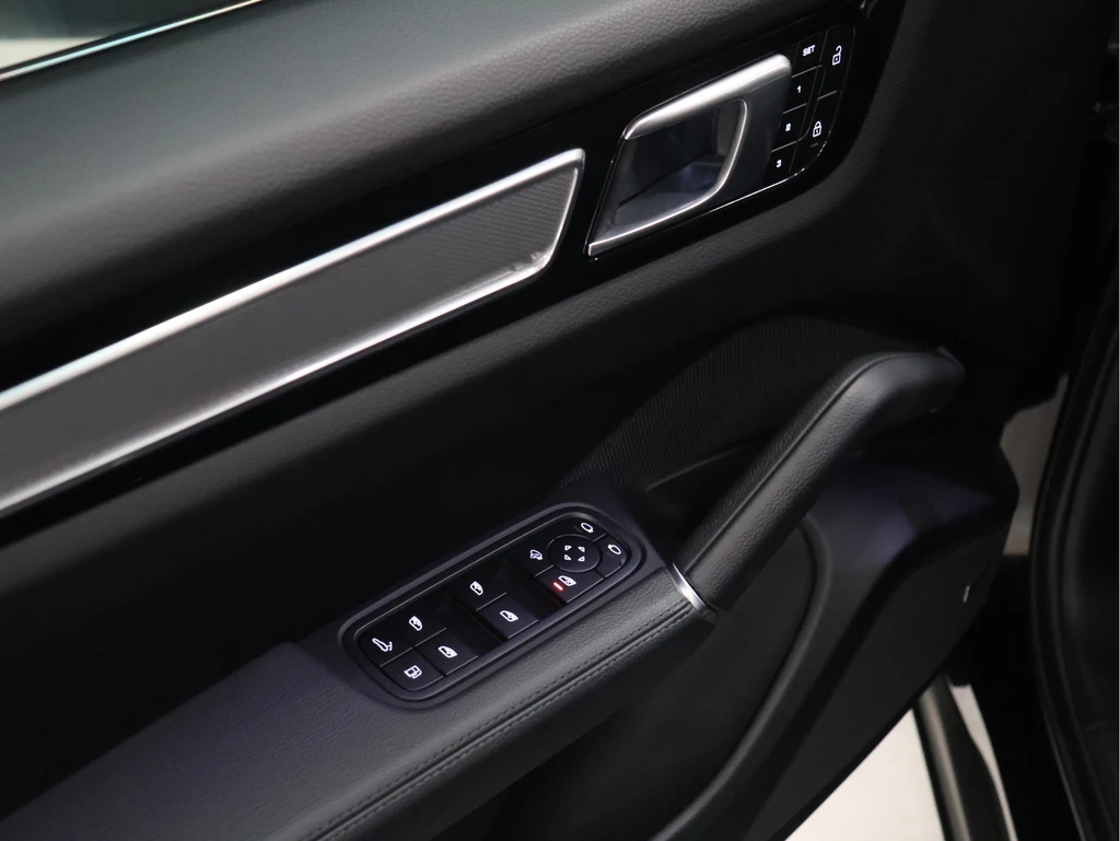 Porsche Cayenne – foto 13