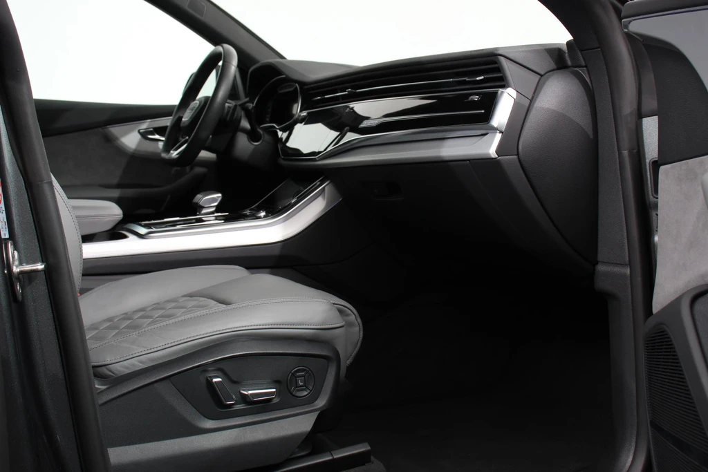 Audi Q8 – foto 10