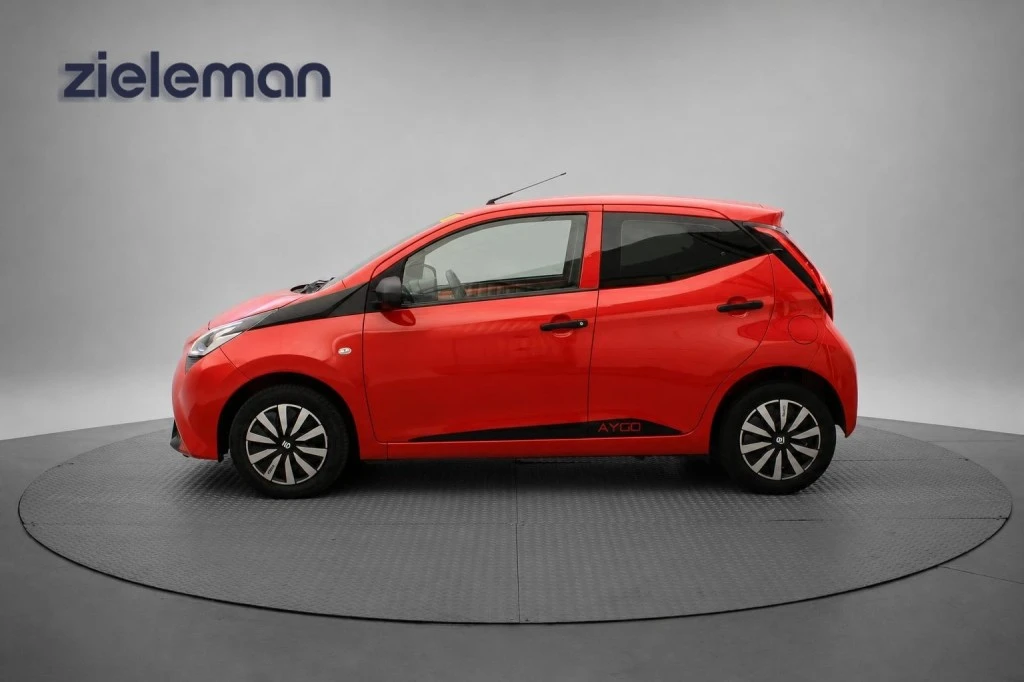 Toyota Aygo – foto 2
