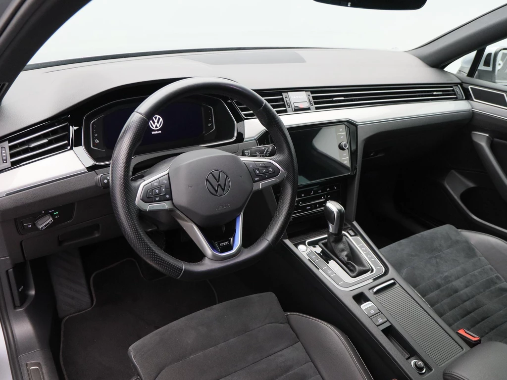 Volkswagen Passat – foto 10