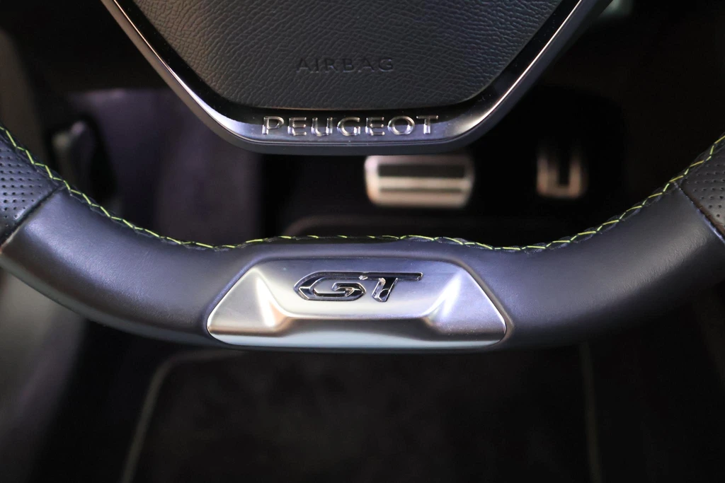 Peugeot e-208 – foto 18