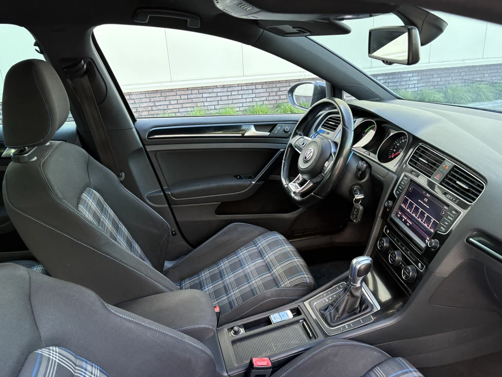 Volkswagen Golf – foto 24
