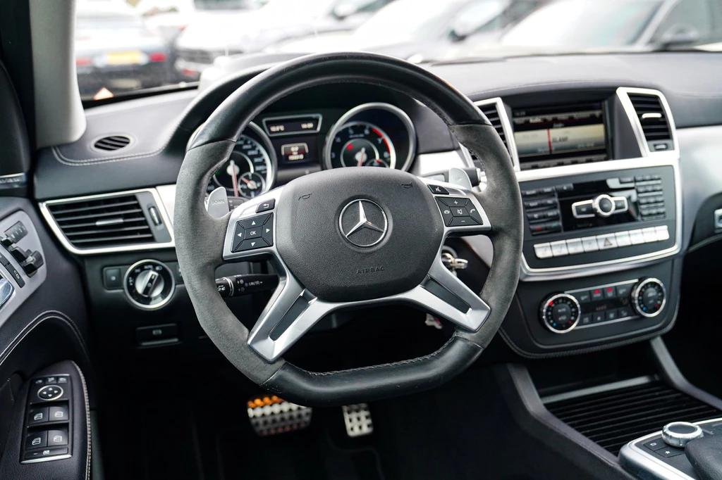 Mercedes-Benz GL – foto 39