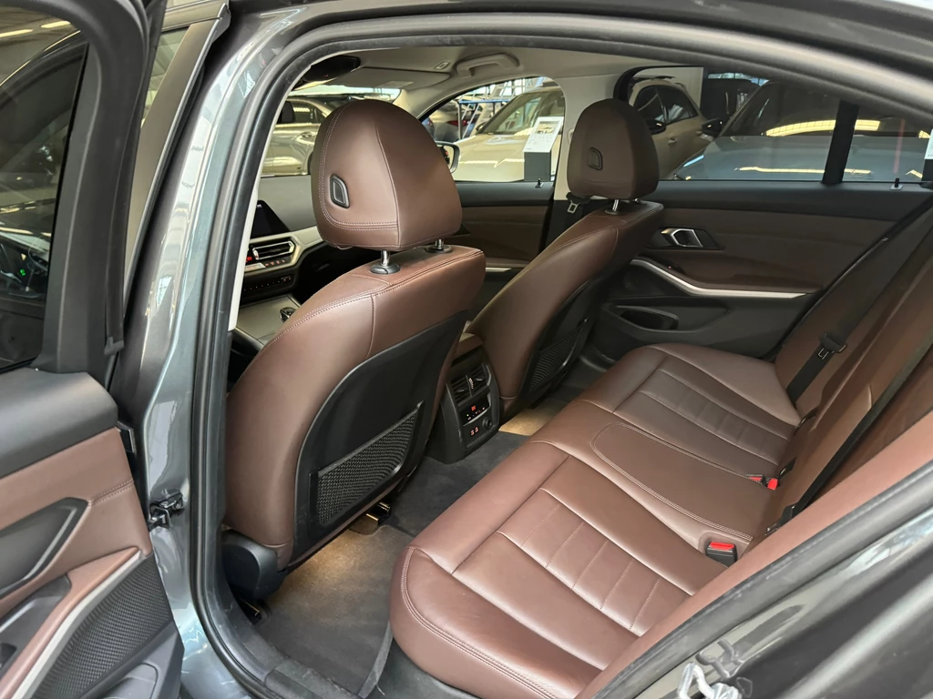 BMW 3 Serie – foto 17