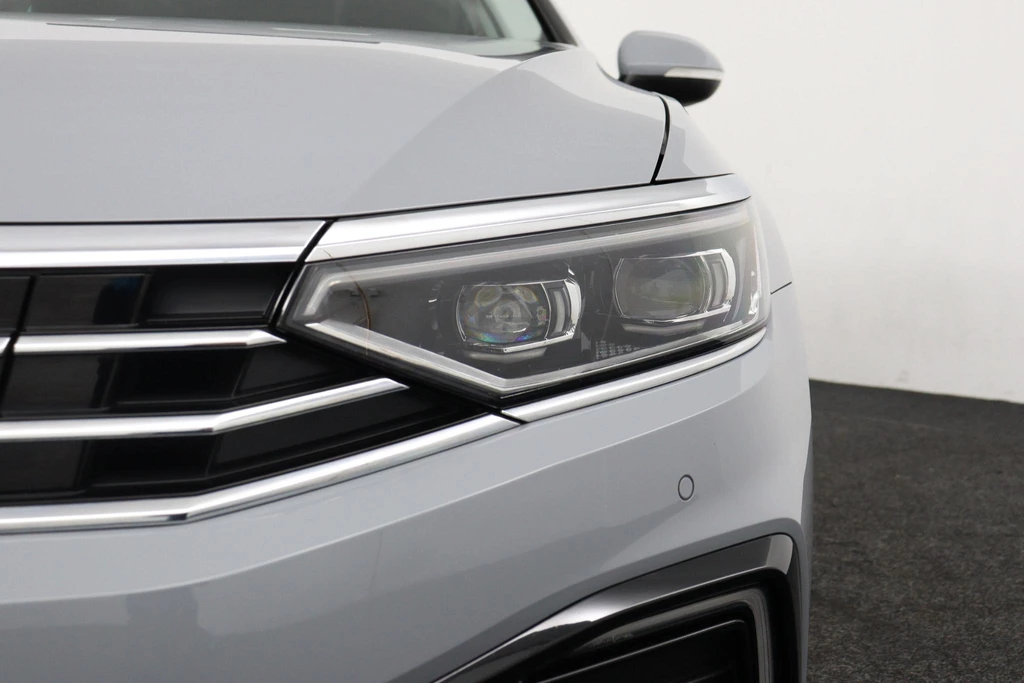 Volkswagen Passat – foto 30