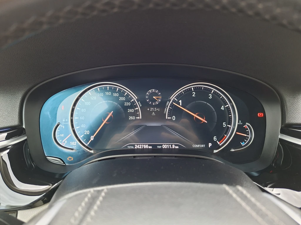 BMW 5 Serie – foto 31