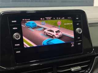 Volkswagen T-Roc – thumbnail 18