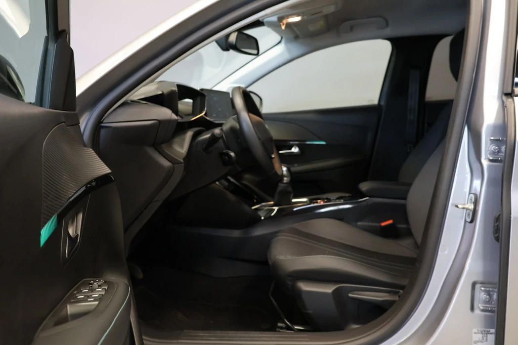 Peugeot 208 – foto 16