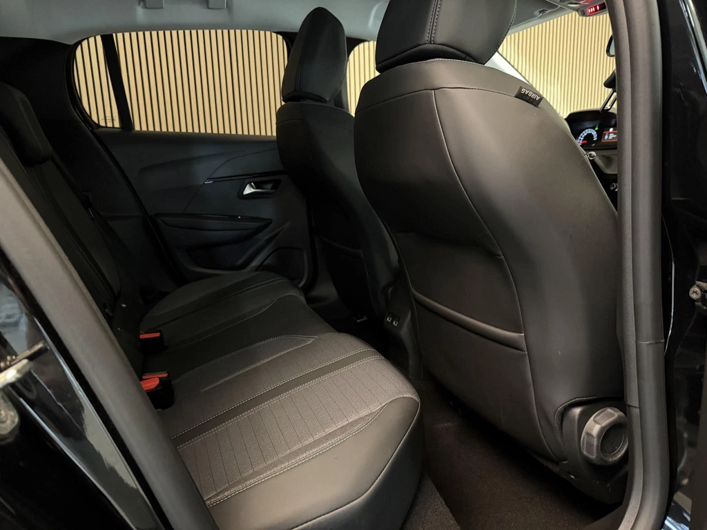 Peugeot 208 – foto 31