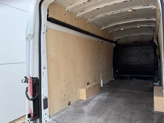 Ford E-Transit – thumbnail 18