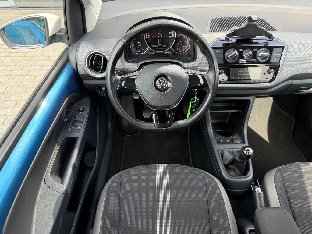 Volkswagen up! – foto 16