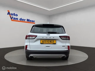 Ford Kuga – thumbnail 4