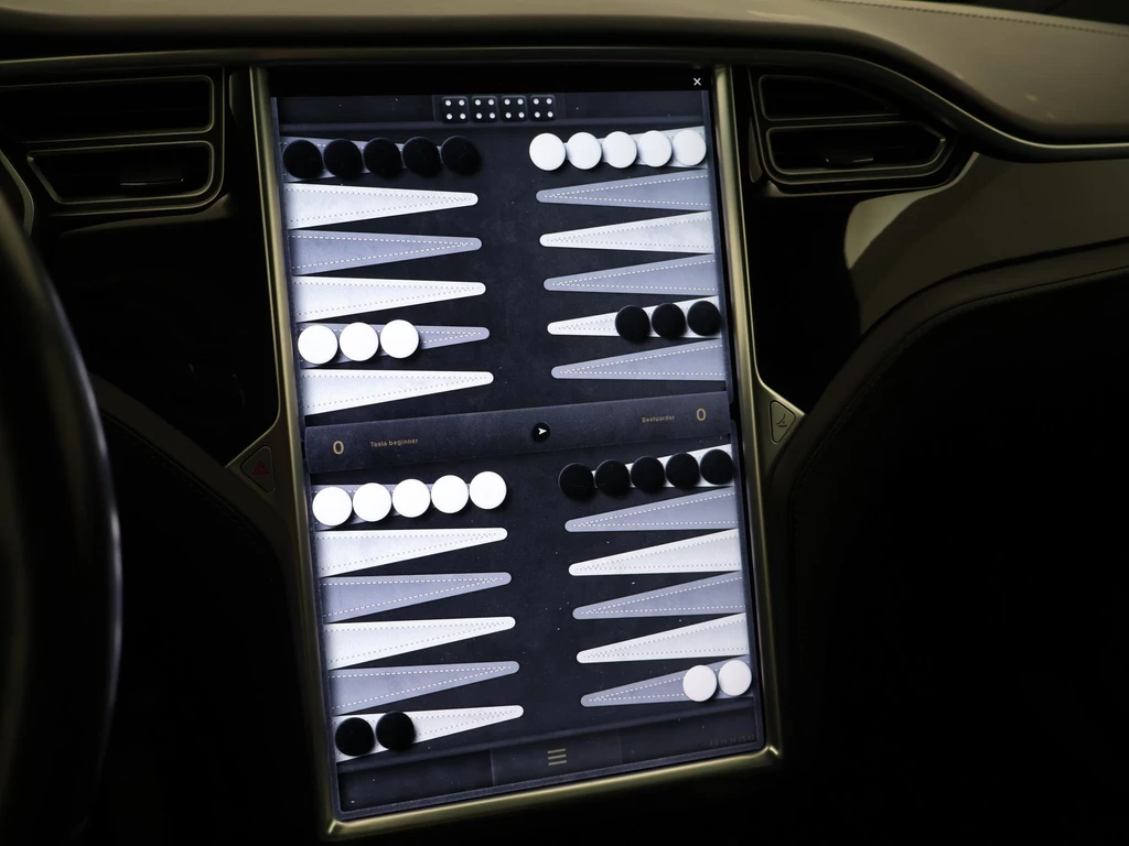 Tesla Model X – foto 55