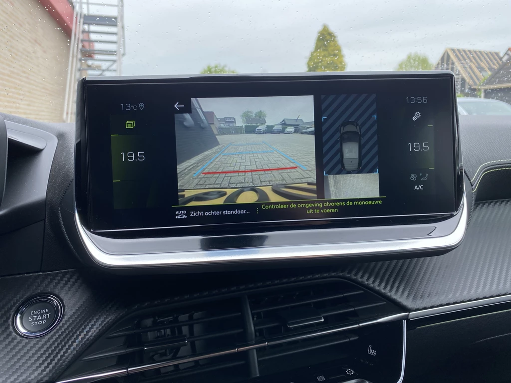 Peugeot 208 – foto 24