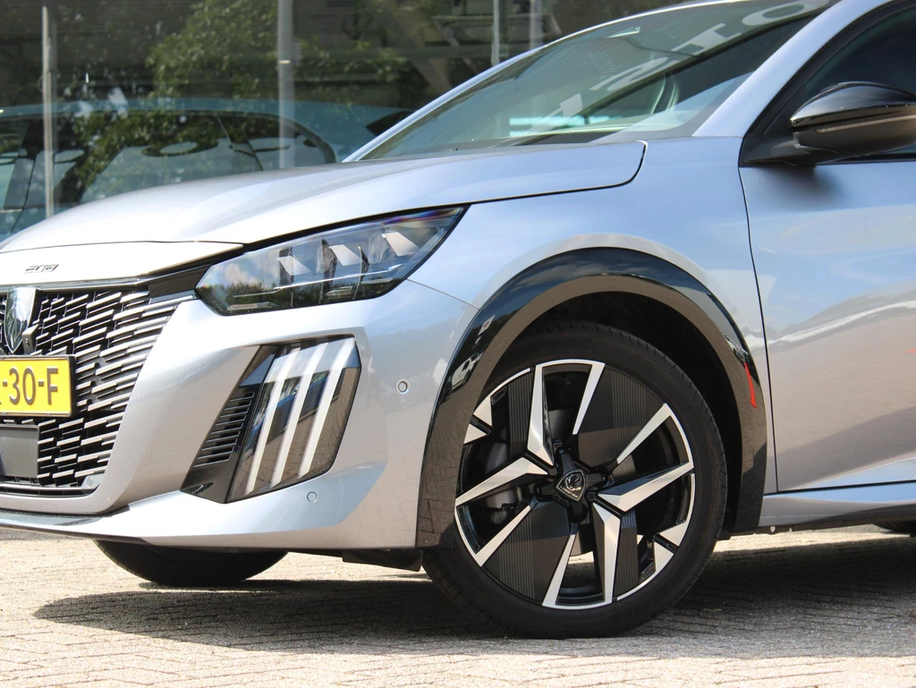 Peugeot 208 – foto 16