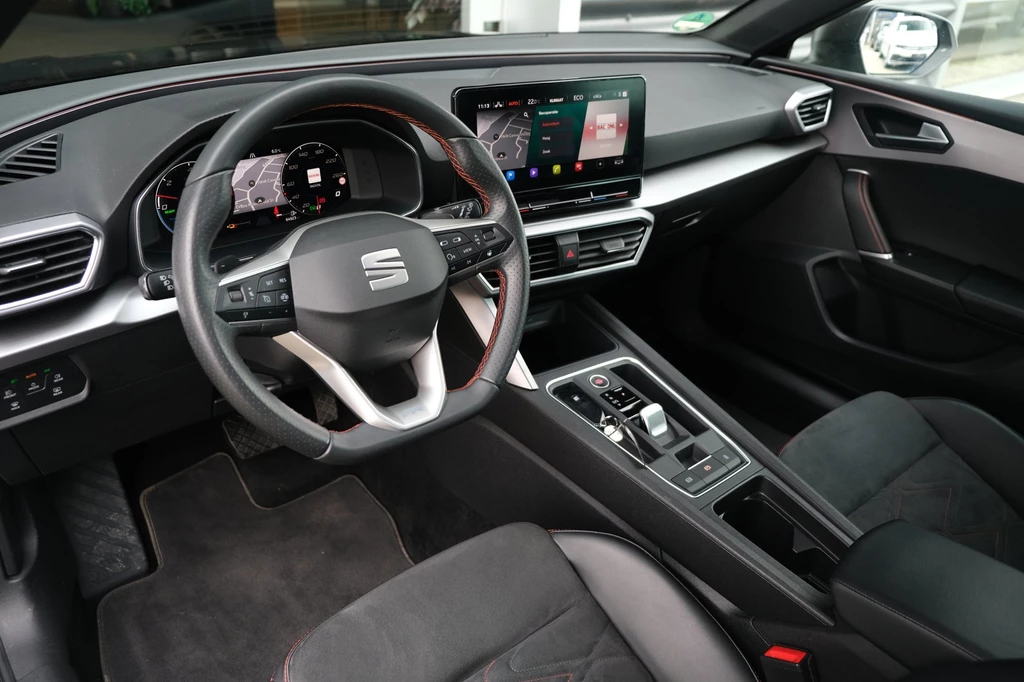 SEAT Leon – foto 8