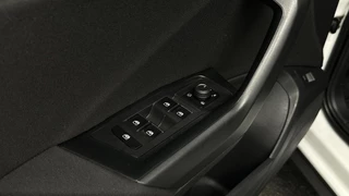 Volkswagen T-Roc – thumbnail 26