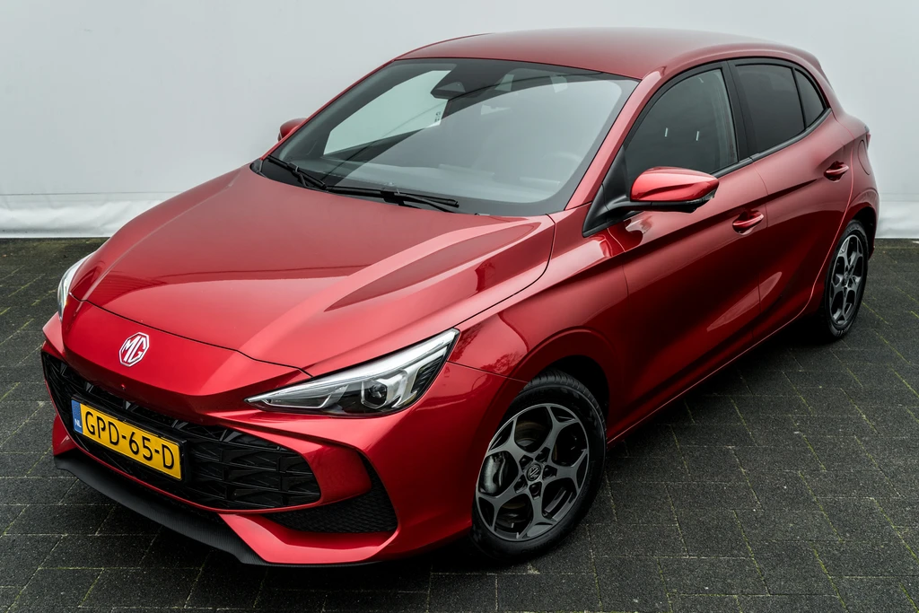 MG MG3 – foto 2