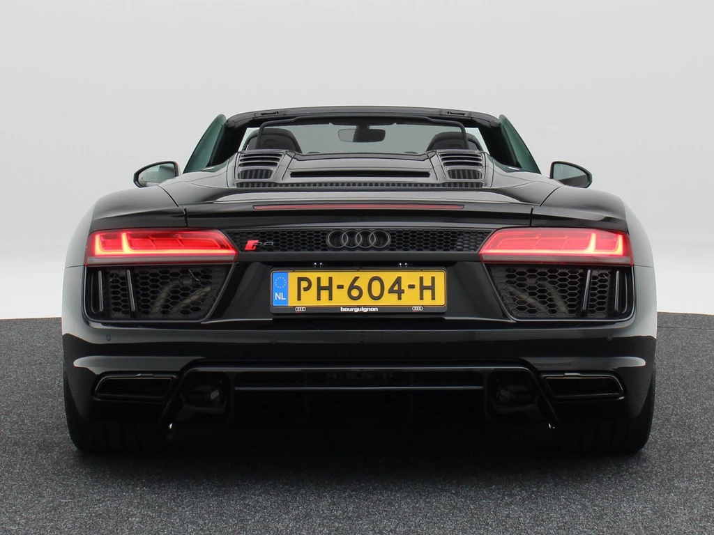 Audi R8 – foto 5