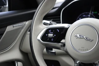 Jaguar XF – thumbnail 25