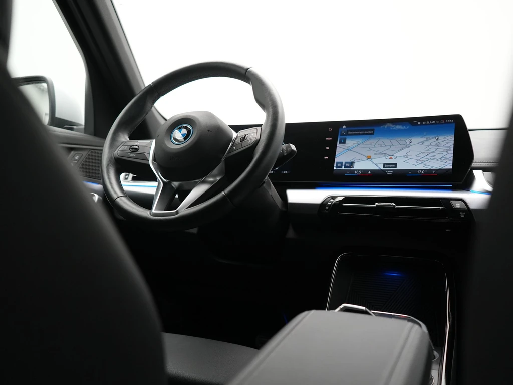 BMW iX1 – foto 21