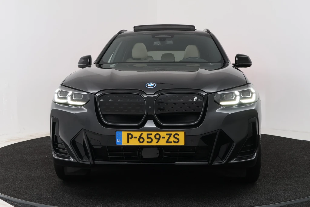 BMW iX3 – foto 8