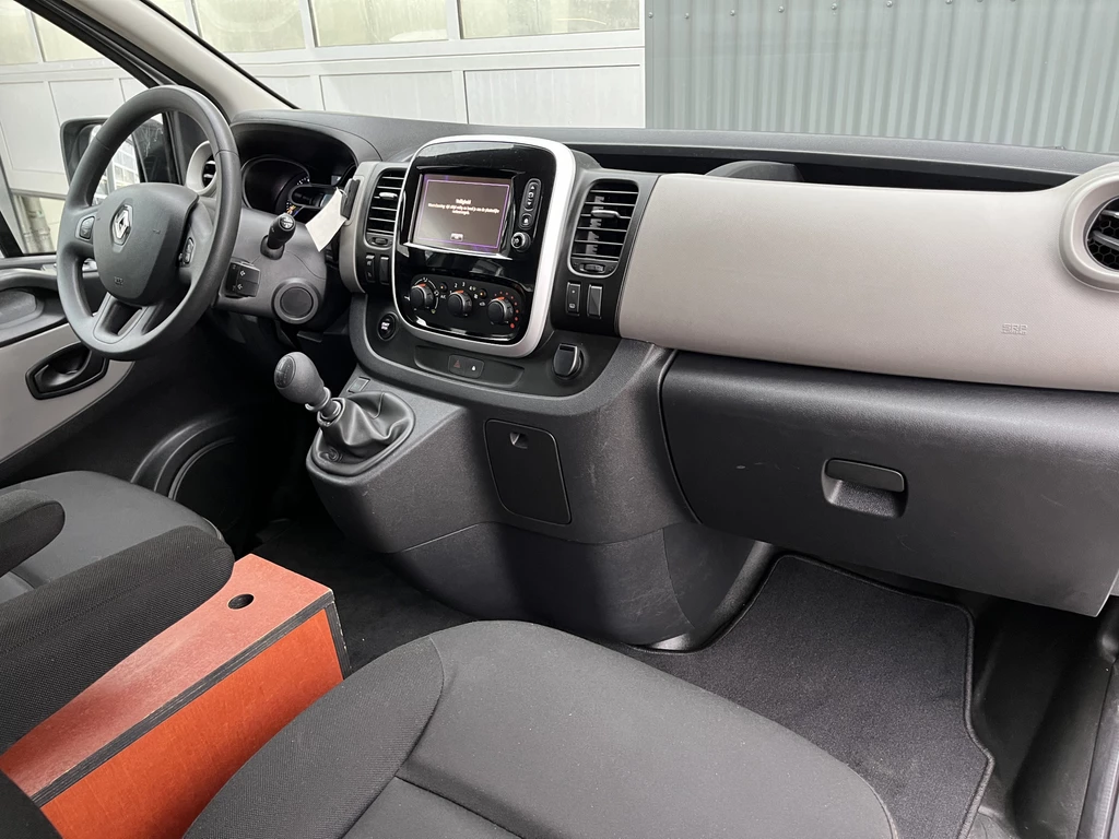 Renault Trafic – foto 11