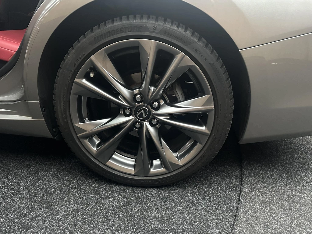 Lexus ES – foto 29