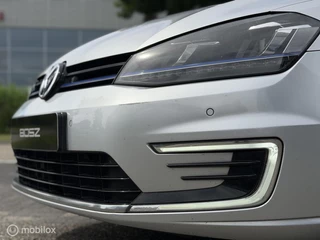 Volkswagen Golf – thumbnail 32