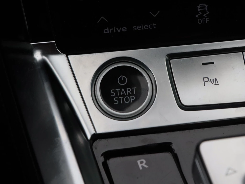 Audi e-tron – foto 12