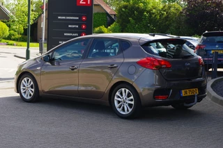 Kia cee'd – thumbnail 3