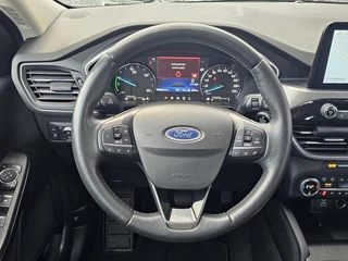 Ford Kuga – thumbnail 16