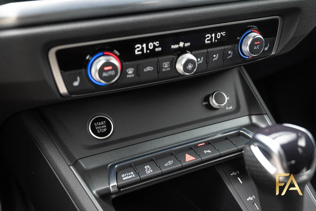 Audi Q3 – foto 18